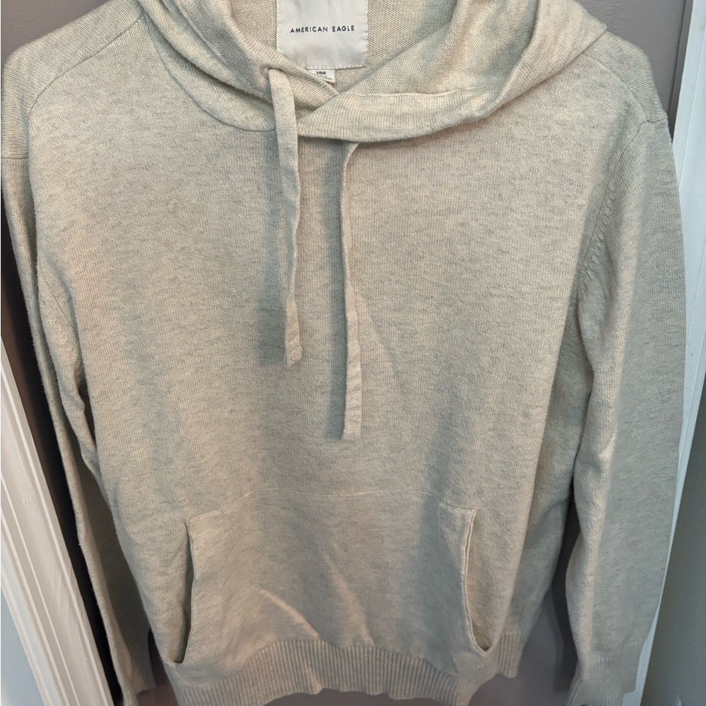 American Eagle Outfitters Men's Light Gray Hoodie